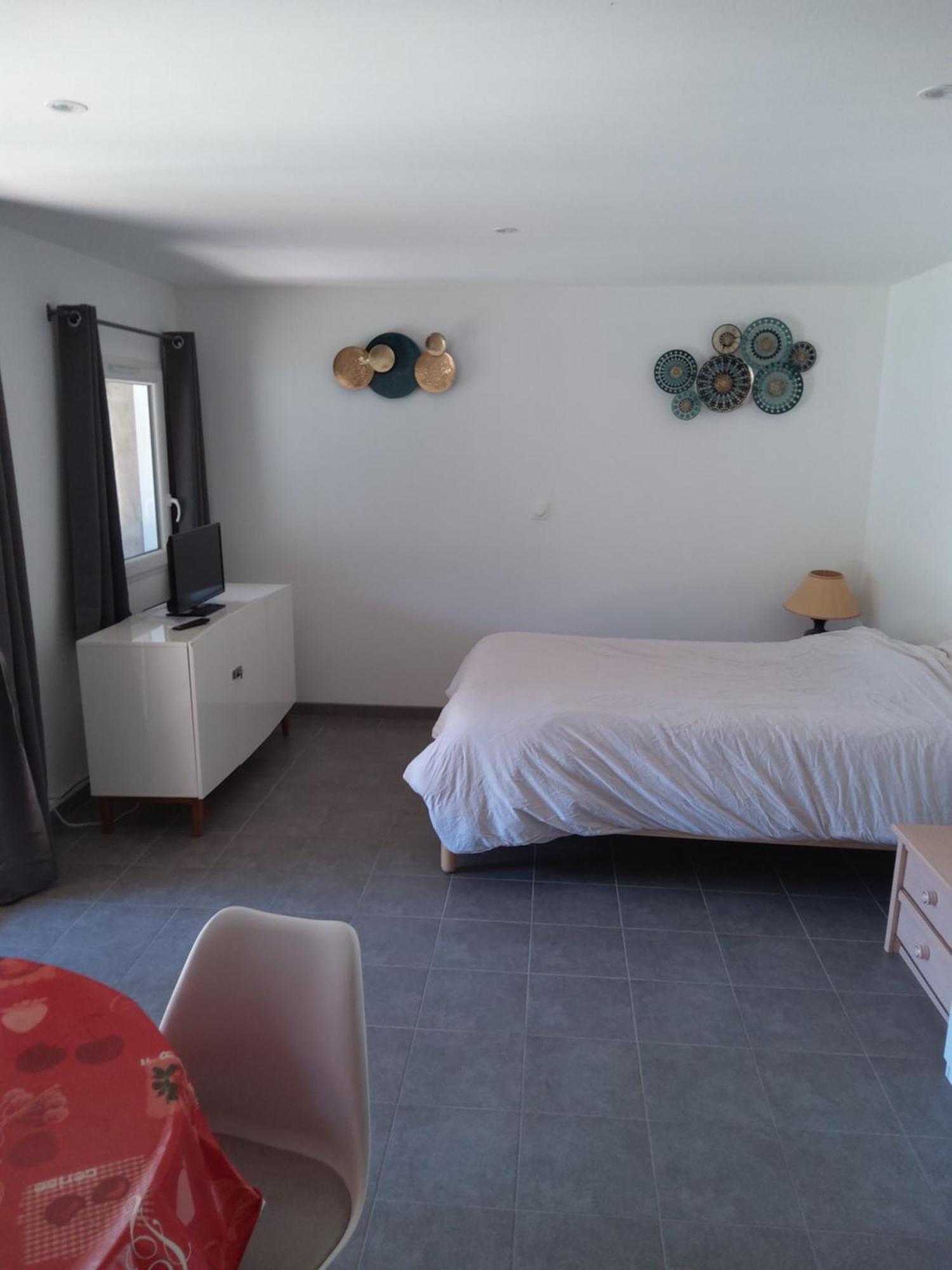 Appartamento Meublé avec cour Sotteville-lès-Rouen Esterno foto